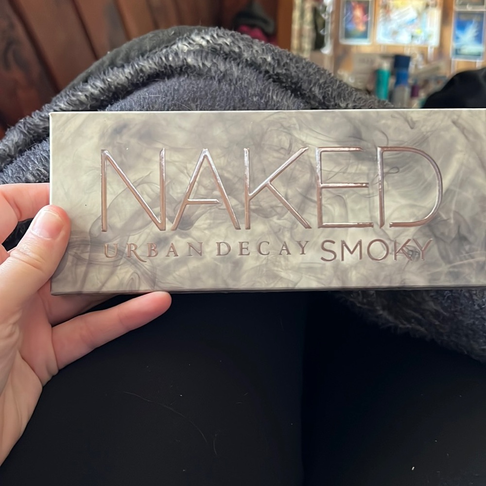 UD Smokey Palette
